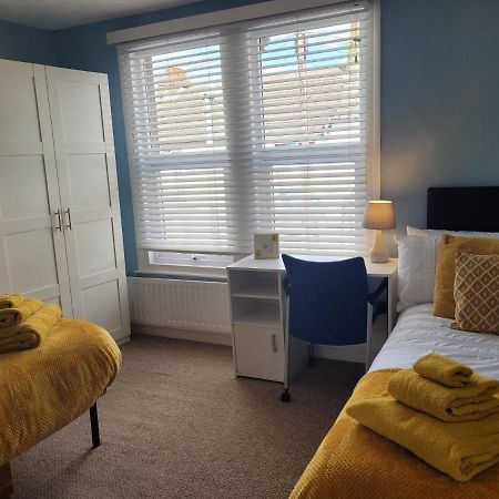 Garfield Road Villa Gillingham  Dış mekan fotoğraf